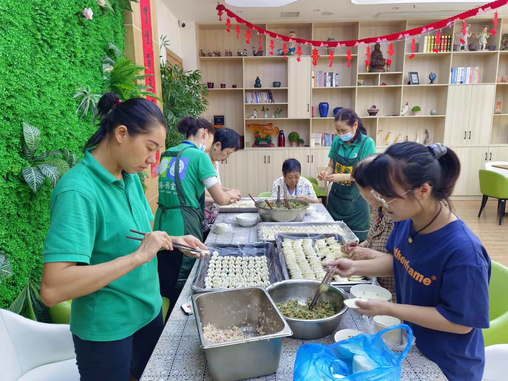 包餃子、慶團圓、齊上陣